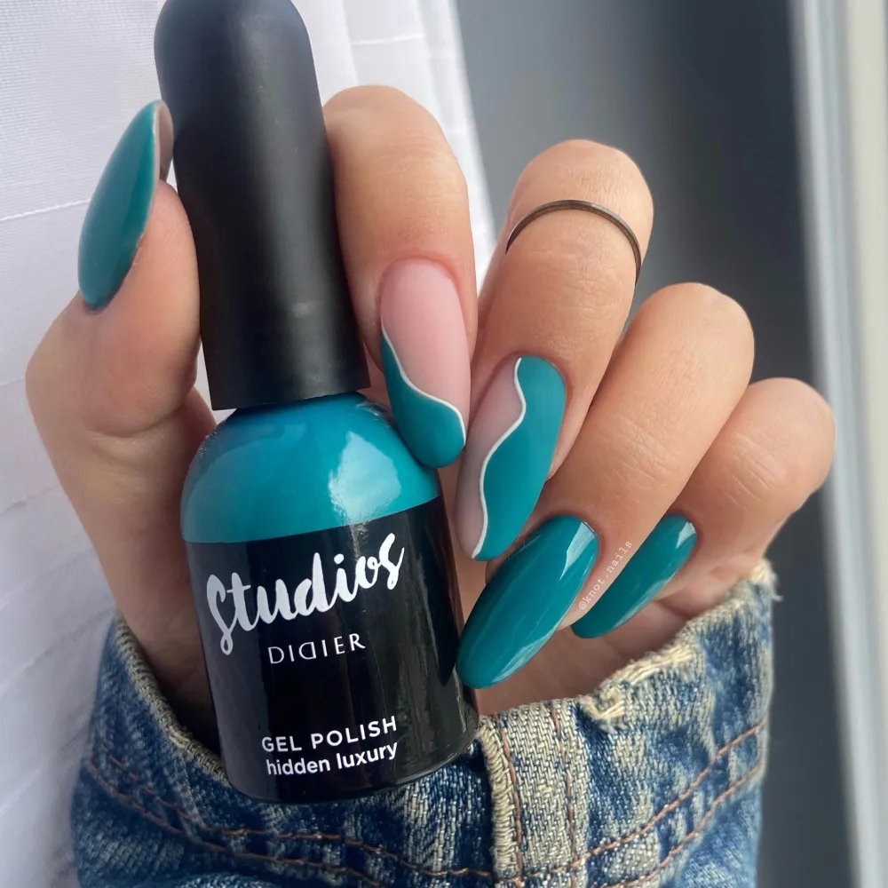 "Studios Didier" gelinis lakas, Hidden Luxury
