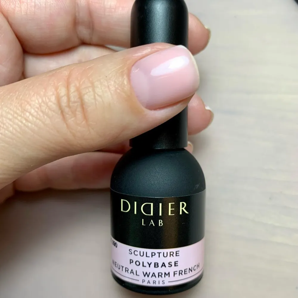 Skulptūrinė polybazė Neutral warm french, Didier Lab