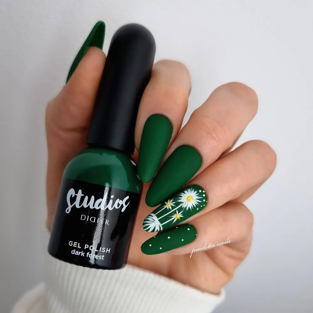 "Studios Didier" gelinis lakas, Dark forest