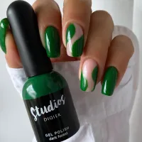 "Studios Didier" gelinis lakas, Dark forest