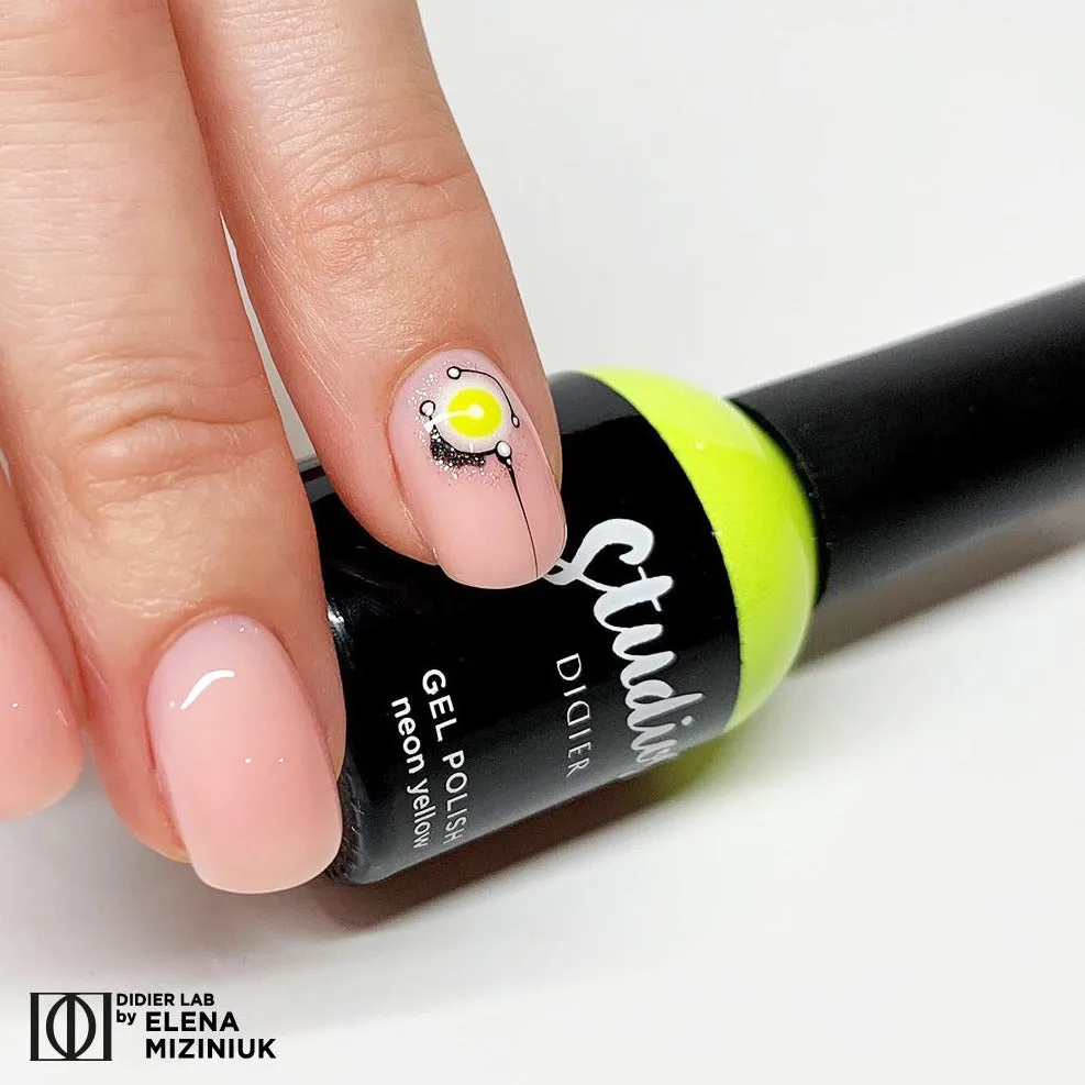 "Studios Didier" gelinis lakas, Neon yellow