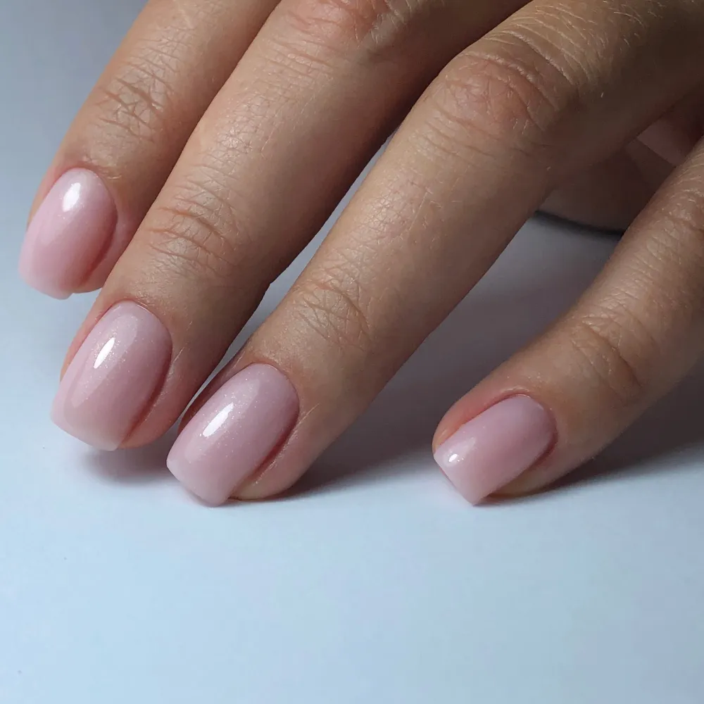"Didier Lab" skulptūrinė polybazė, Milky pink