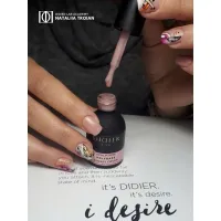 "Didier Lab" skulptūrinė polybazė, Glossy cover