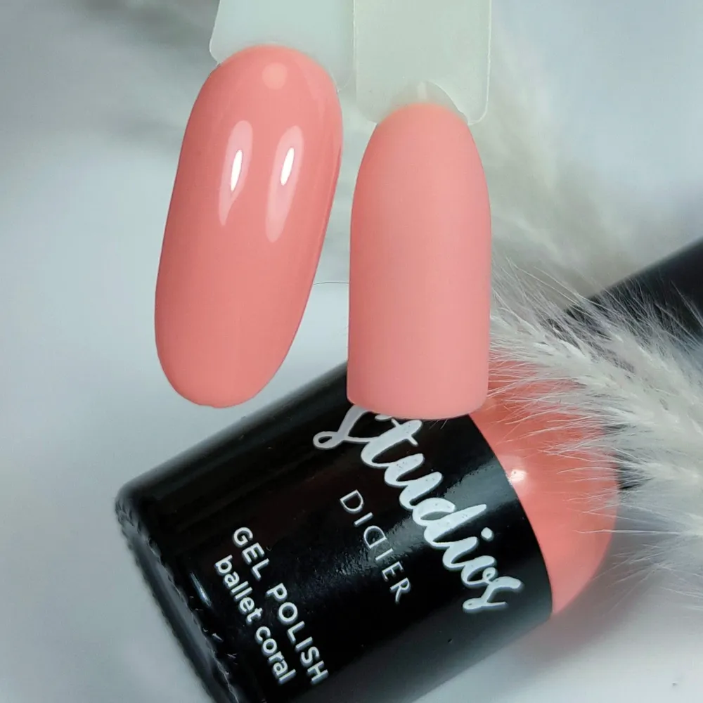"Studios Didier" gelinis lakas, Ballet Coral