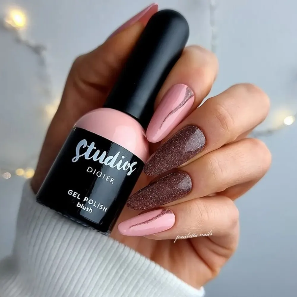 "Studios Didier" gelinis lakas, Blush