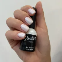 Gelinis lakas "Studios Didier", Pearl white