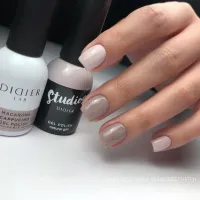"Studios Didier" gelinis lakas, Natural girl