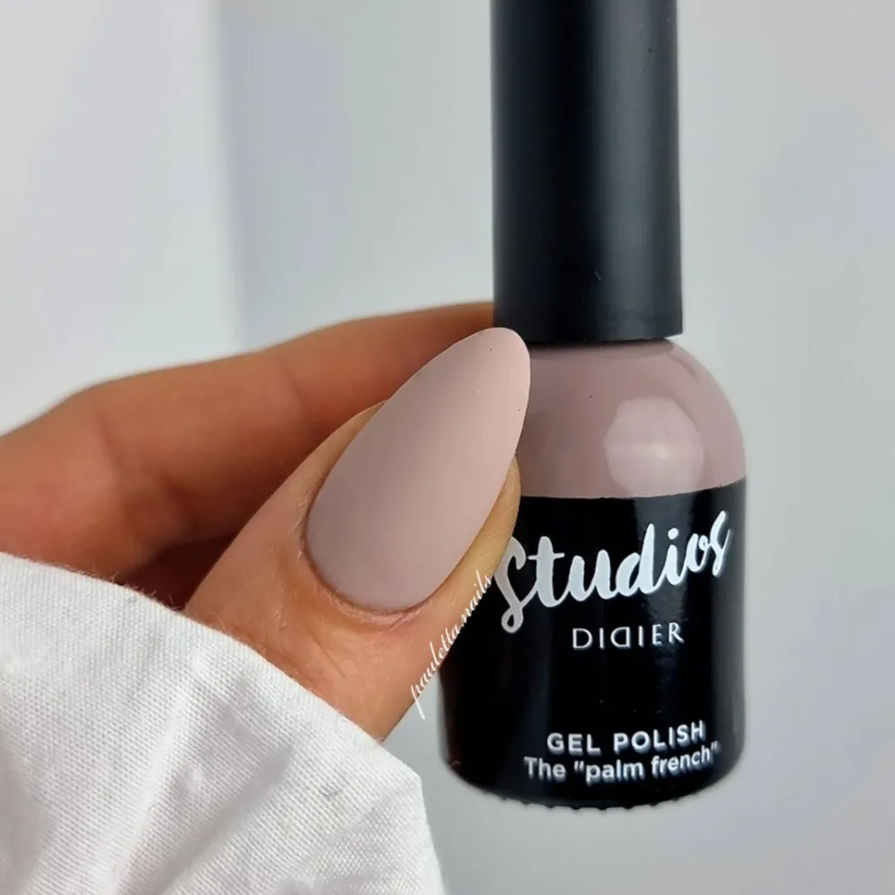 Gelinis lakas Palm French, Didier Lab