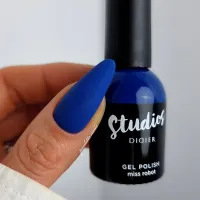 "Studios Didier" gelinis lakas, Miss Robot