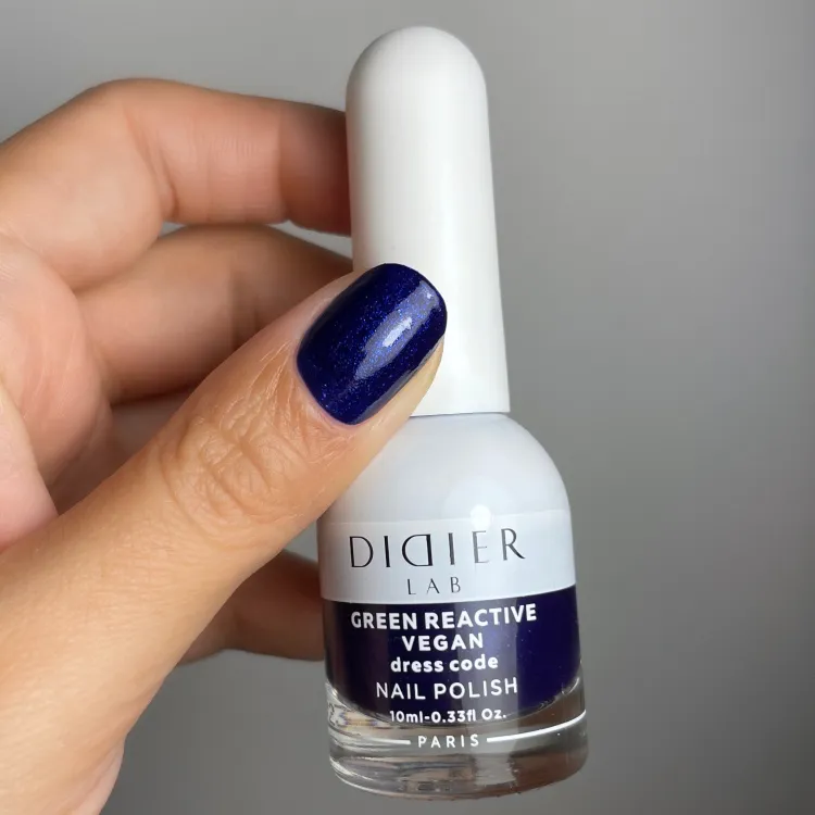 "Didier Lab" veganiškas nagų lakas "Green reactive", dress code, 10ml
