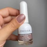 "Didier Lab" veganiškas nagų lakas "Green reactive", brown mist, 10ml