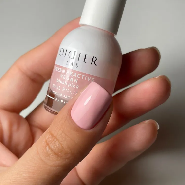 "Didier Lab" veganiškas nagų lakas "Green reactive", blush pink, 10ml